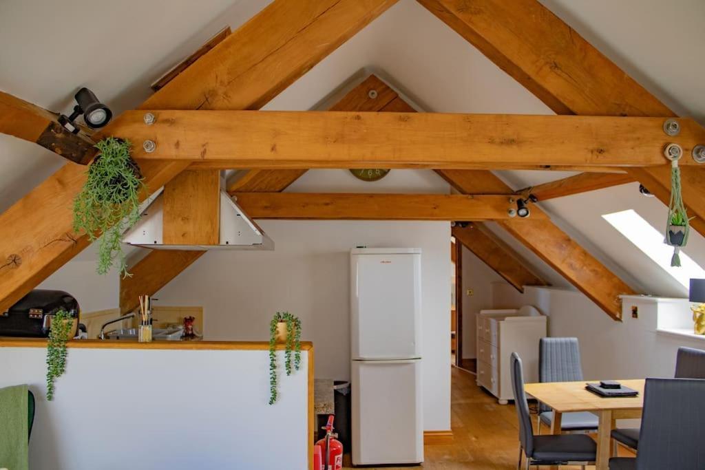The Granary Appartement Barbrook Buitenkant foto
