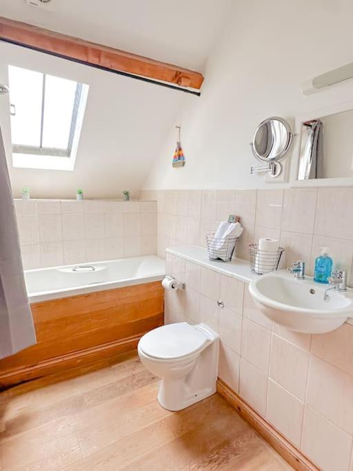 The Granary Appartement Barbrook Buitenkant foto