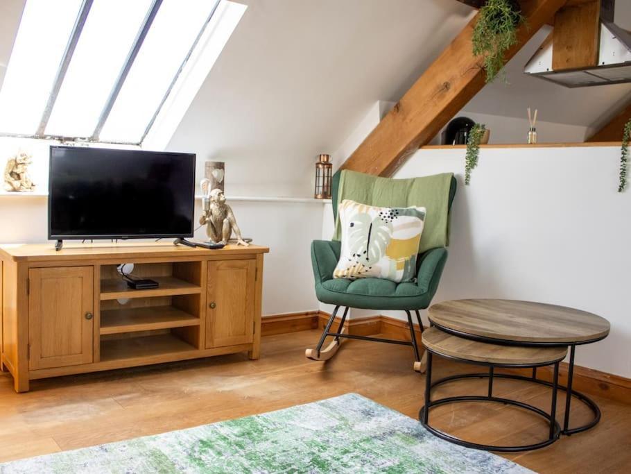 The Granary Appartement Barbrook Buitenkant foto